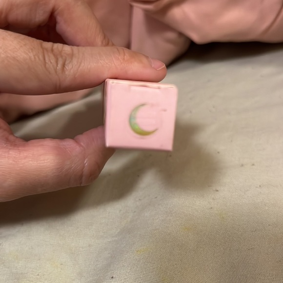 Sailor Moon x Colourpop - Picture 7 of 10